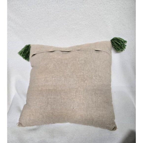 Coastal-Themed Embroidered Linen Throw Pillow with Tassels & Shell Design - Picture 3 of 10